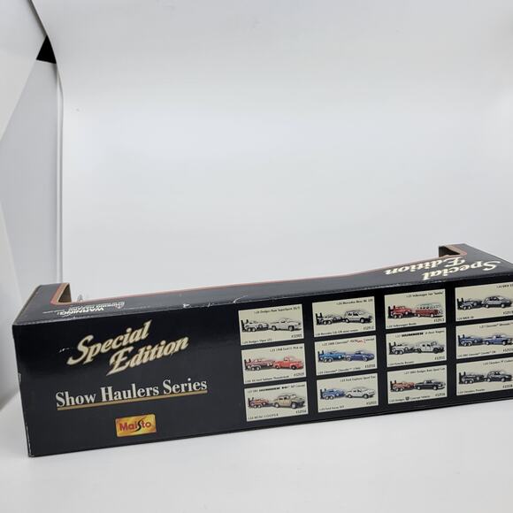 Maisto Road & Track Die Cast  Red Volkswagen Van Samba with VW Beetle New sealed - Picture 7 of 12